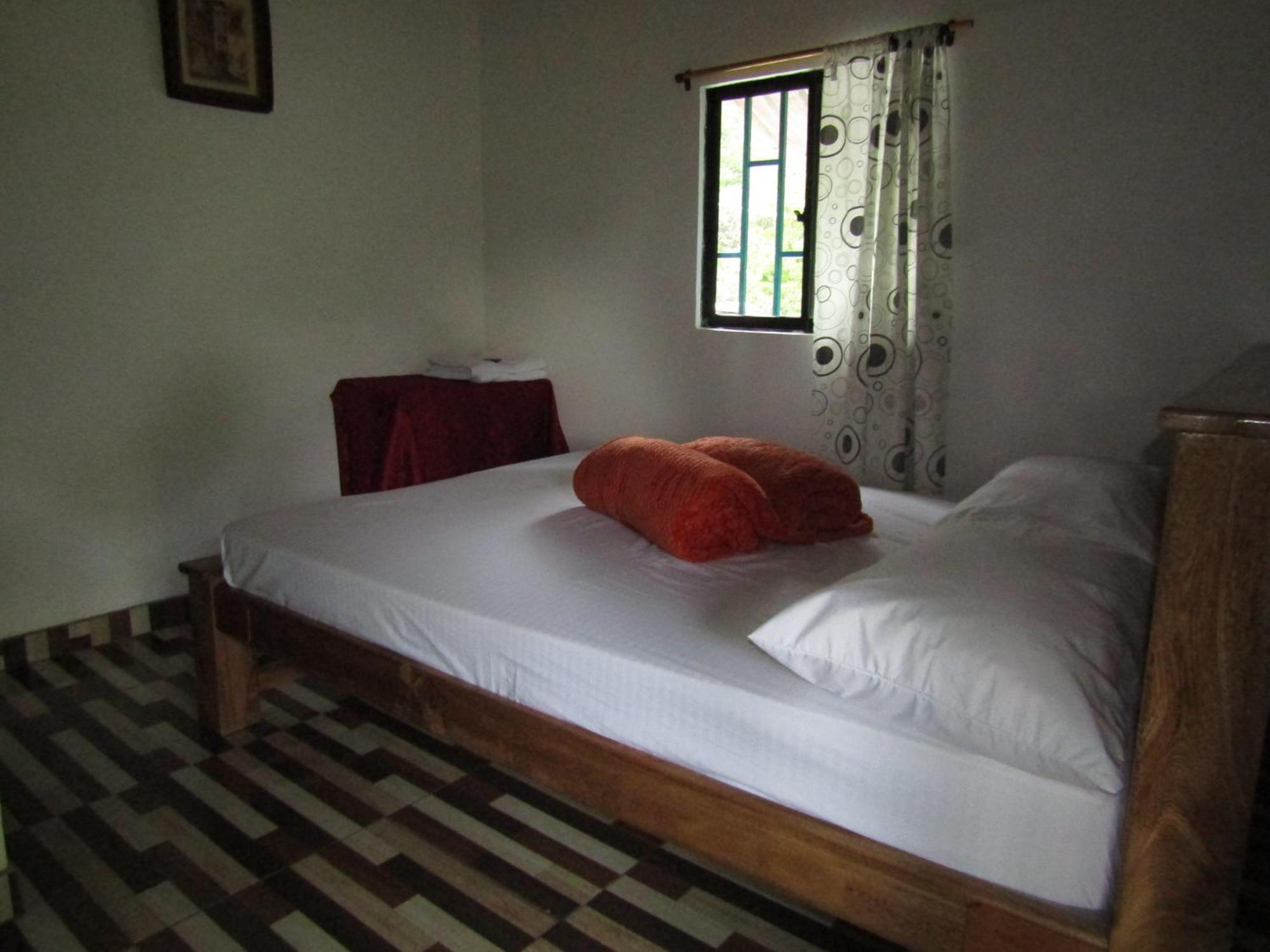 Rural Pajaros Y Flores Country house