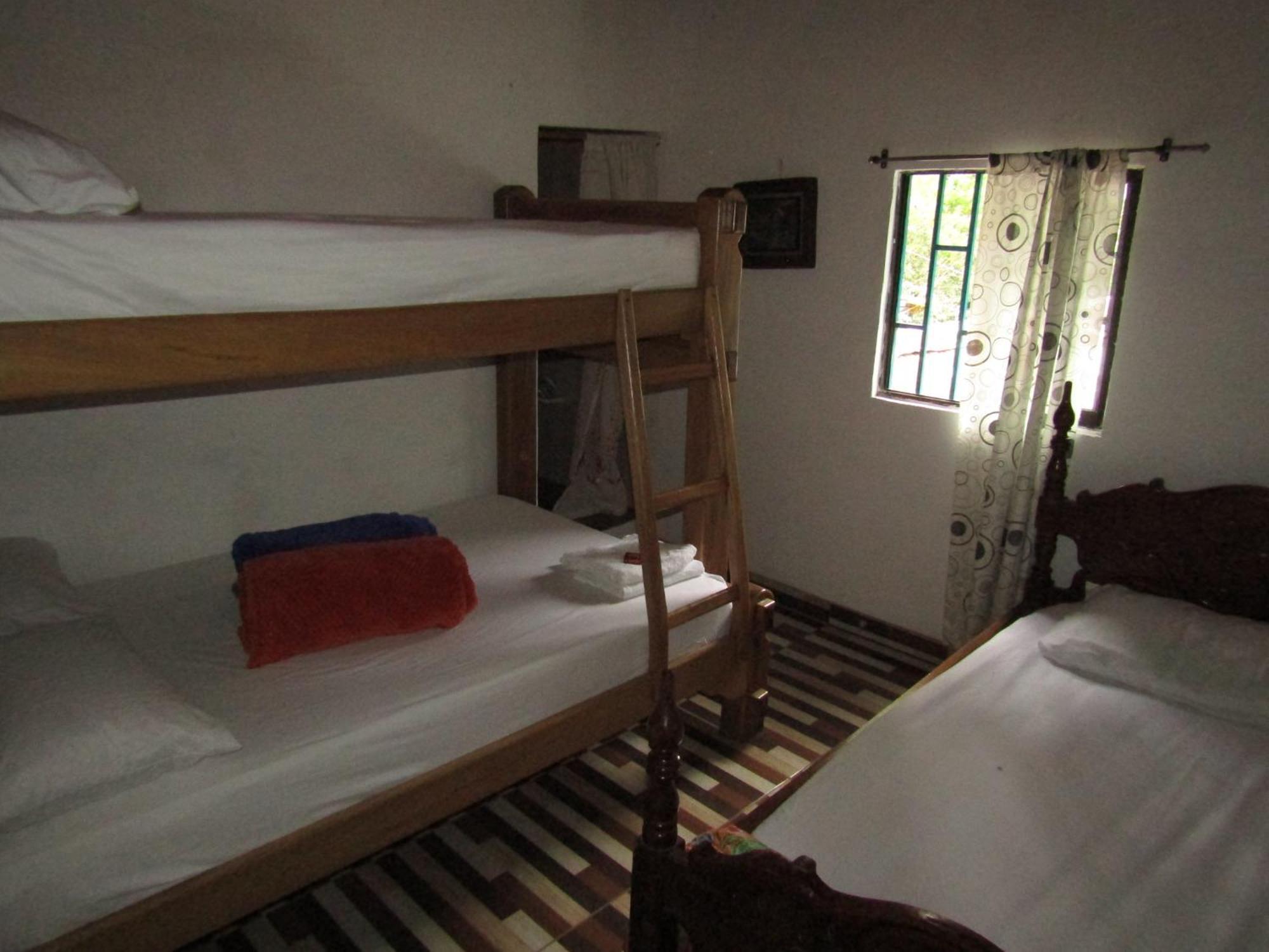 Rural Pajaros Y Flores Country house